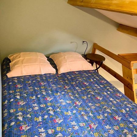 Cote Chenes Verts - Chambres D'Hotes Viols-en-Laval Εξωτερικό φωτογραφία