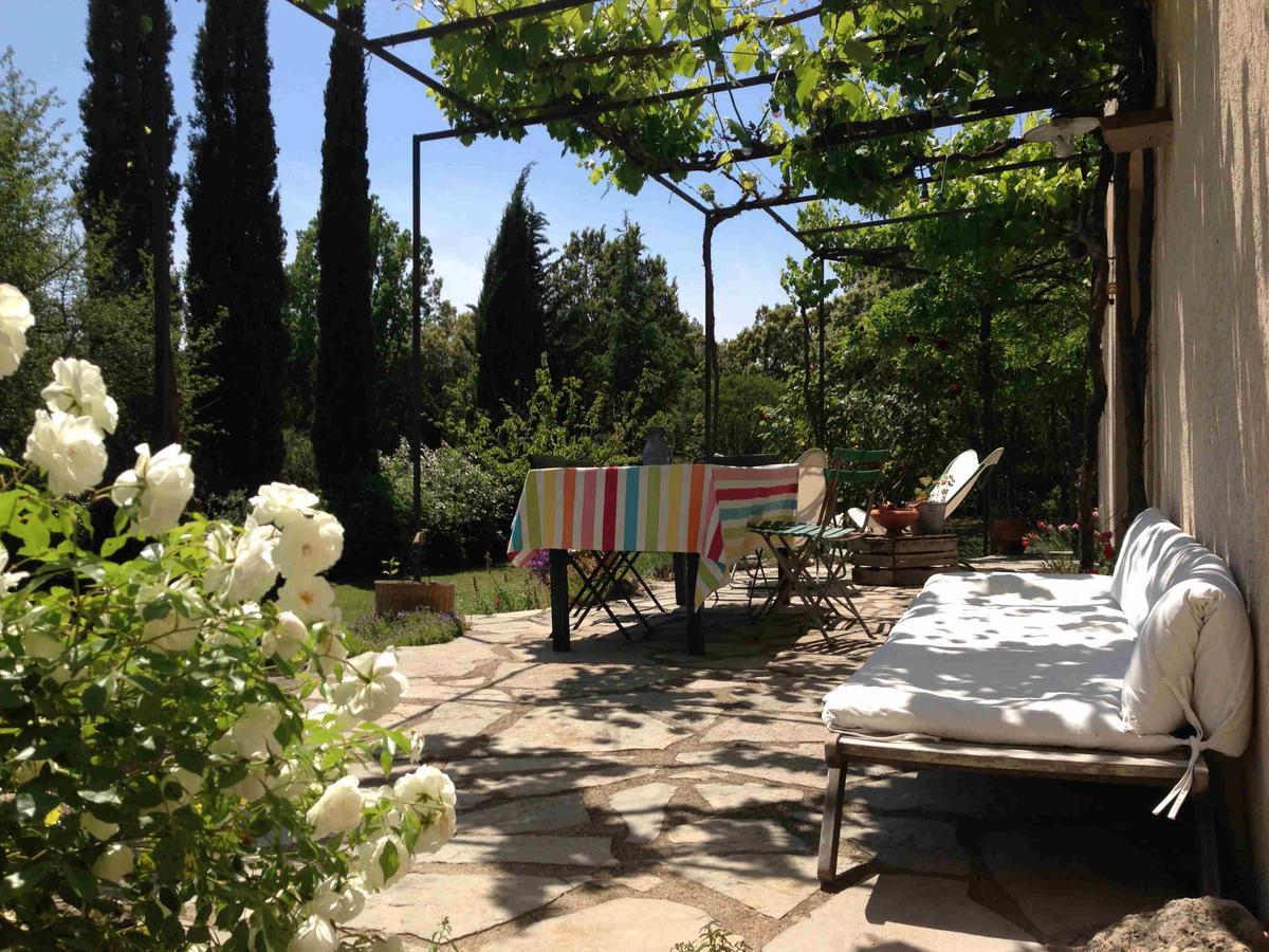Cote Chenes Verts - Chambres D'Hotes Viols-en-Laval Εξωτερικό φωτογραφία